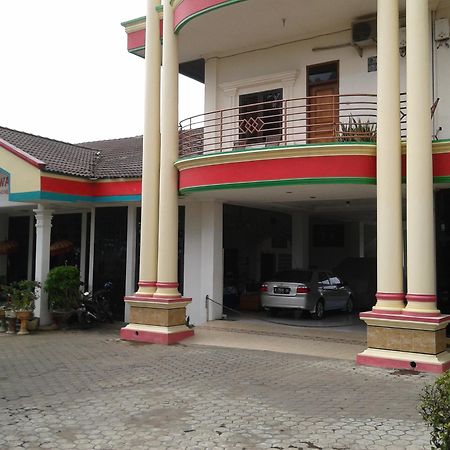 Graha Dewata Hotel Juwana Kudus Eksteriør bilde